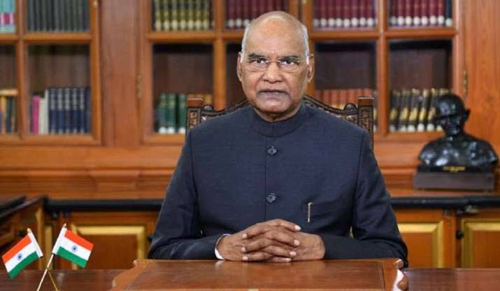 President of India pays floral tributes to Dr. Zakir Hussain on his birth anniversary