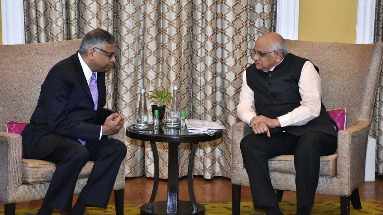 Gujarat CM to hold roadshow in Mumbai Today